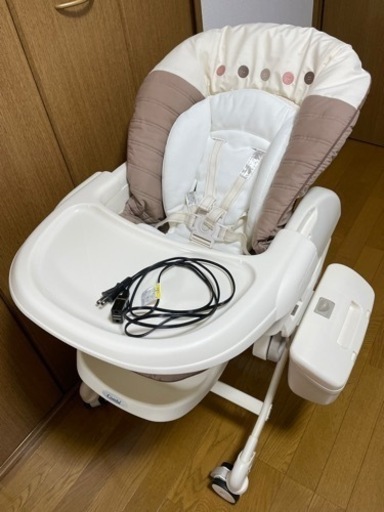 【ネット決済】コンビ ネムリラ オートスウィングAUTO SWING エッグショック