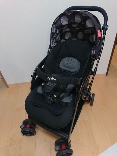 Aprica Optia 92782/アップリカ オプティア ブラック 中古）アップリカ 