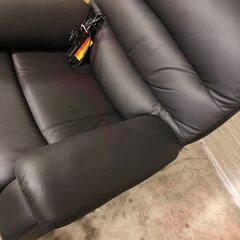 ニトリの1人用電動本革リクライニングソファー 状態良