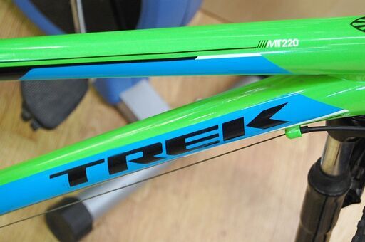 自転車 24インチ 子供用自転車 TREK MT220 緑 キッズ自転車 3×7
