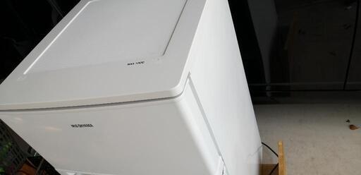 【極美品】[配達無料]冷凍冷蔵庫　81L  アイリスオーヤマ製　2019年製 動作品