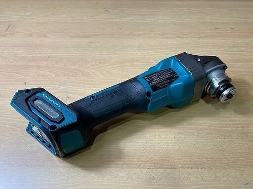 苫小牧バナナ】新品展示品 マキタ/makita 40Vmax 100mm 充電式