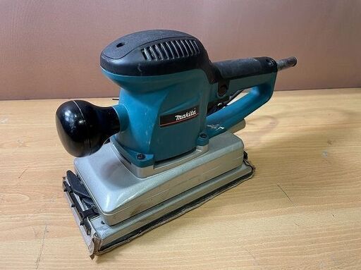 【苫小牧バナナ】マキタ/makita 仕上げサンダ フロントグリップ付き BO4900V 集塵パックつき 動作OK