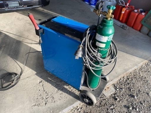 【稼働品現状】半自動溶接機　Mig220  SUZUKID液晶ヘルメット付き