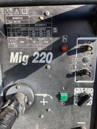 【稼働品現状】半自動溶接機　Mig220  SUZUKID液晶ヘルメット付き