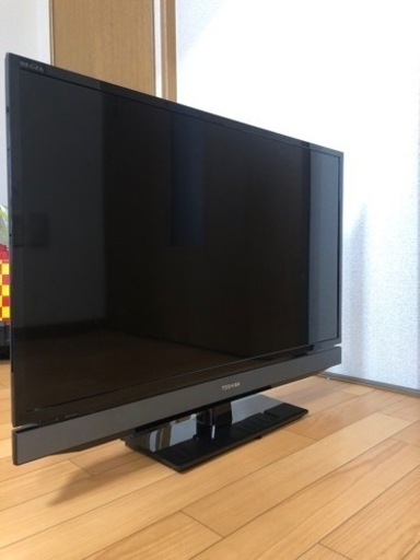 (取引中)テレビ　32型　TOSHIBA 2012年