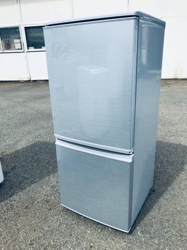 ♦️EJ328番 SHARPノンフロン冷凍冷蔵庫 【2017年製】
