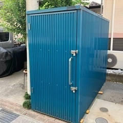 バイク用ガレージ/ 物置き
