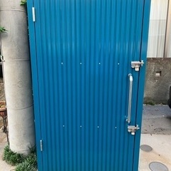 バイク用ガレージ/ 物置き