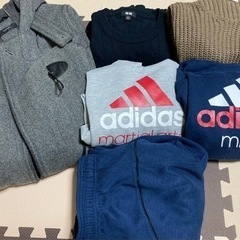 【受け渡し決定】ガスコンロ、冷蔵庫、洋服、机