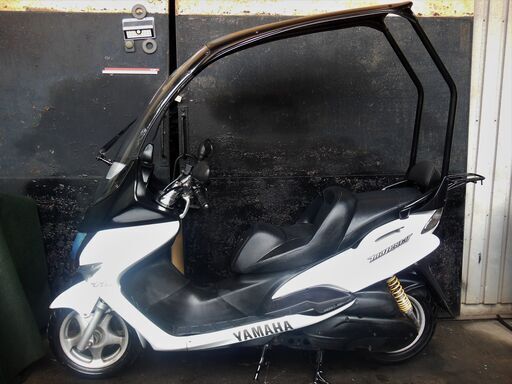 希少YAMAHA マジェスティ125FI ルーフ（屋根）付 ホワイト セル始動 駆動ベルト新品交換やOIL交換等　軽整備済 すぐ乗り出せます。マジェスティー 希少YAMAHA マジェスティ125FI ルーフ（屋根）付 ホワイト セル始動