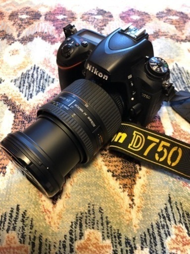 値下げしました。取引希望額12万 Nikon D750