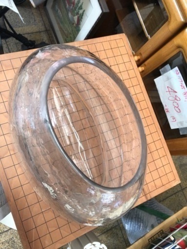 ガラス 花瓶 花池 器 水槽楕円 珍品 真ん中隆起 珍しい - その他