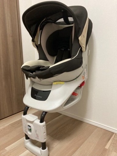安価!日本製新生児〜4歳 回転式 チャイルドシート カーシート