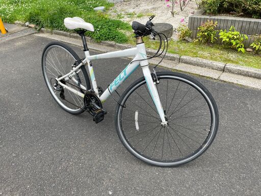 クロスバイク Felt Verza Speed 50 2017