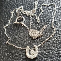 希少 レア品 大粒+小粒　天然ダイヤ馬蹄型ペンダントとK18 ネックレス