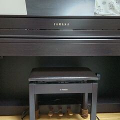 YMAMAHA　ヤマハ　Clavinova（クラビノーバ）　電子ピアノ