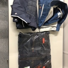 ファン④ バッテリー③ 充電器③ コード③ 空調服③ の空調服セットです。