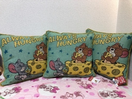 【お値下げ可能‼️】トムとジェリーレトロクッション