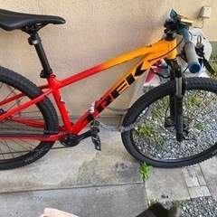 TREK マーリン７　２０２１　