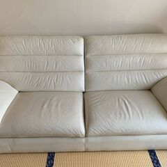 レザー　カウチソファー (オーストラリアからの輸入品) 