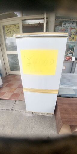 良く冷える三菱冷蔵庫250L別館保管