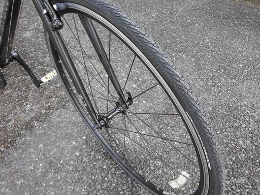 中古自転車2024 前後タイヤ新品！ クロスバイク 700×28C 3