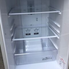 ㉕【税込み】三菱 146L 2ドア冷蔵庫 MR-P15C-S シルバー 18年製 