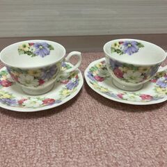 半額にしました！belle plat　カップ＆ソーサ　花柄模様　...