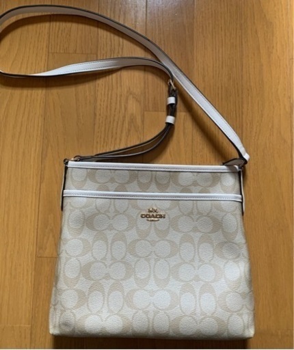 【今週8,000円】【本日届きたて】『coachショルダーバッグ』