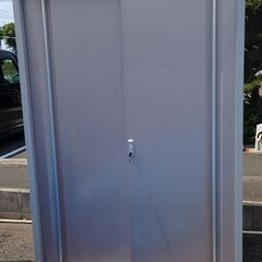 値下げ】○イナバ物置 鍵付き 倉庫 現状渡し