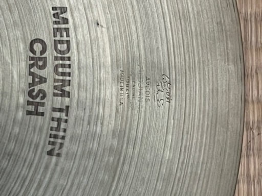 Aジルミュディアムシンクラッシュ18インチ早い者勝ちです Zildjian 18” A ZILDJIAN MEDIUM CRASH 【1,444g】 18インチ