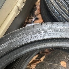 未使用タイヤです。