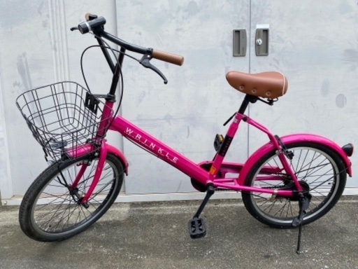 ピンクのかわいい自転車
