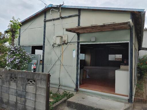商品、引取完了済み。超～急募❗国内で１番安いプレハブ約４２帖～✨早い者勝ち～