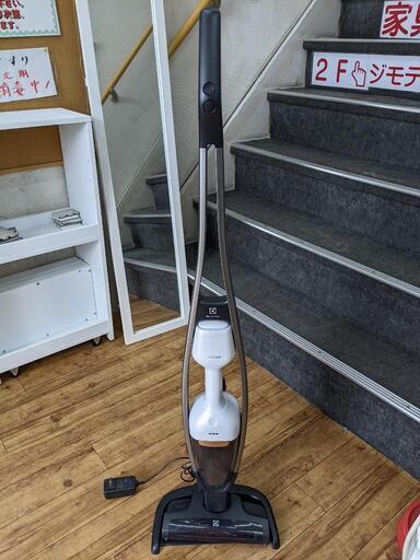 Electrolux スティッククリーナー PURE Q9 定価・54,780円【安心の3ヶ月保証】自社配送時代引き可※現金、クレジット、スマホ決済対応※