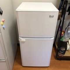 2015年製　冷蔵庫　冷凍庫　2ドア冷凍冷蔵庫　ハイアール