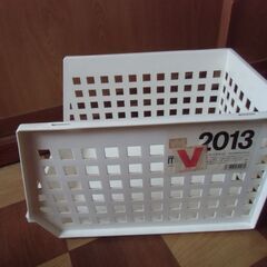 ストックバスケット 2013 （980円購入品）小物整理・収納に...