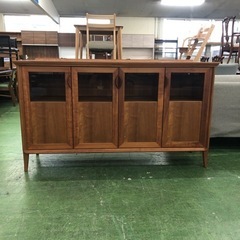 家具蔵　EMINENT 4枚扉サイドボード