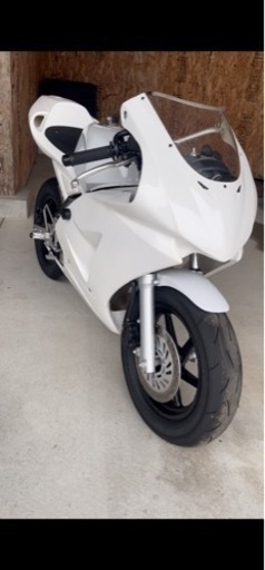 NSF100 HRCレーサー