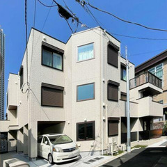 O【⭐️閑静な住宅街に建つ設備充実マンション⭐️】敷金・礼金・仲...