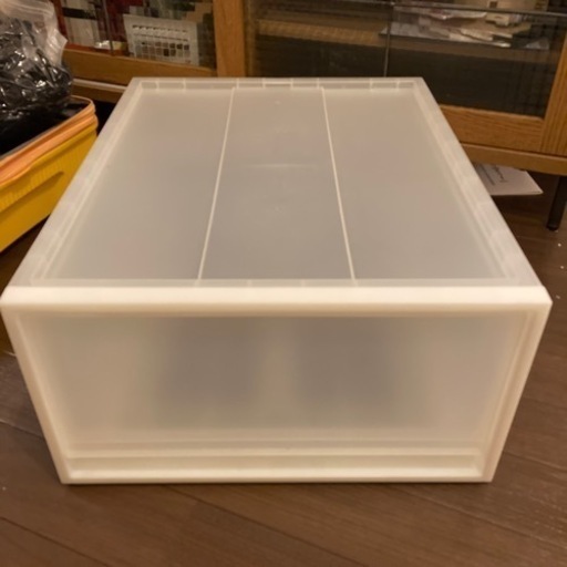 無印良品の衣装ケース×2