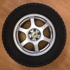 スタッドレスタイヤ アルミホイール付き 215/65R16