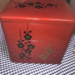 新品・未使用　3段　重箱　レトロ　和風　花見　昭和　赤　花柄