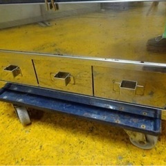 (670-0) 業務用 炭焼きコンロ 木炭 グリラー 焼き鳥器 串焼き 焼き台 耐火レンガ式 W560D280H255 中古 厨房 飲食店 大阪府