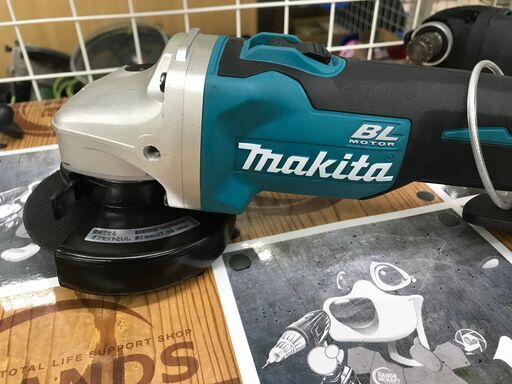 ✨マキタ 充電式ディスクグラインダ GA404DN スライドスイッチ 中古美