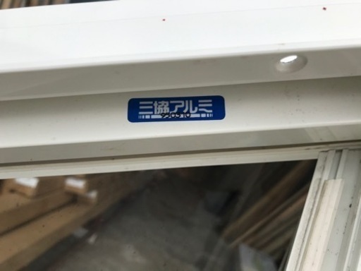 三協アルミ社　台形FIX窓　単板硝子　在庫品 三協アルミ社 台形FIX窓 単板硝子 在庫品