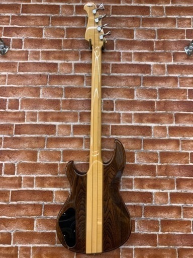 アリアプロⅡ ベースギター　中古　TSB-650 木目　中古ハードケース付 アリアプロⅡ ベースギター 中古 TSB-650 木目 中古ハードケース付