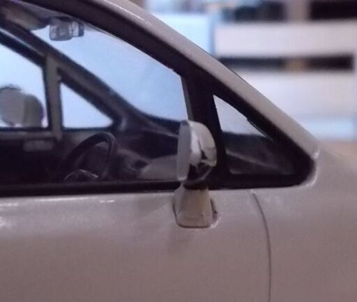 希少 1/24 TOYOTA VOXY ミニカー ホワイトパールクリスタル