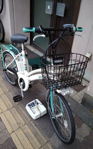 e-bike.i-MiEV version[ｲｰﾊﾞｲｸ.ｱｲﾐｰﾌﾞ ﾊﾞｰｼﾞｮﾝ]20吋 電動アシスト自転車 6.0Ahバッテリー+充電器+スペアキー2本付き